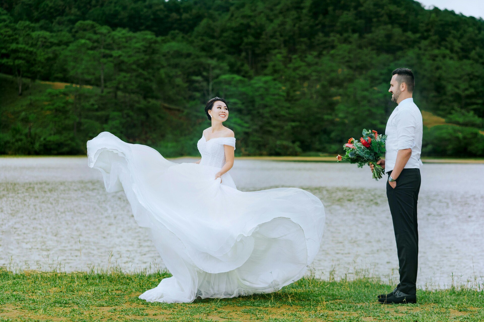 Japanese Wedding Traditions That Surprise Foreign Grooms